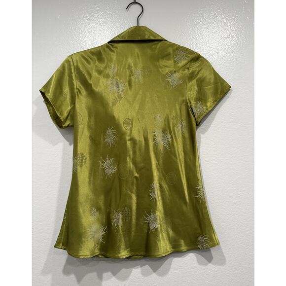 Vintage Younique Clothing Green Top Size Medium Shiny Satin Asian Inspired READ - Picture 3 of 10